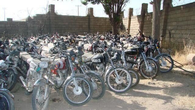 موتورسیکلت‌های رسوبی در پارکینگ‌های کرمانشاه رفع توقیف می‌شوند  