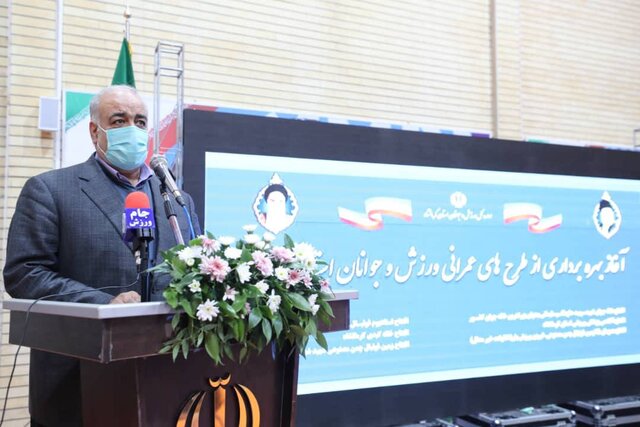 درحال رایزنی برای بازگشت "راهیان" به لیگ دسته اول فوتبال هستیم 