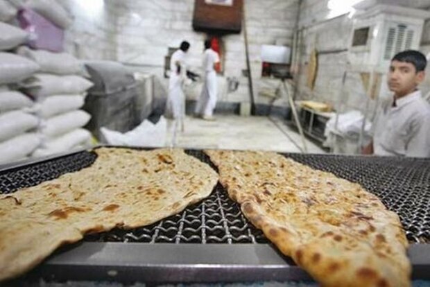 درخواست افزایش منطقی قیمت نان را داریم درخواست افزایش منطقی قیمت نان را داریم
