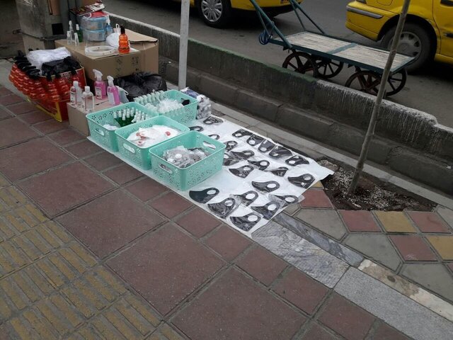 بازار "ماسک" کرمانشاه در قبضه دستفروشان! بازار "ماسک" کرمانشاه در قبضه دستفروشان!