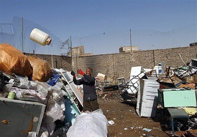 تجهیزات سرقتی دولتی در ضایعات فروشیها شناسایی شود تجهیزات سرقتی دولتی در ضایعات فروشیها شناسایی شود