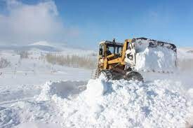 بارش نیم متری "برف" در سنقر/ راه 20 روستا همچنان مسدود است