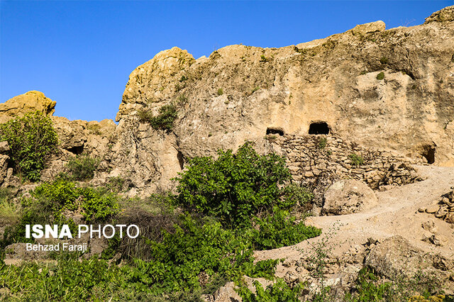 تدوین پرونده ثبت ملی غار سنگی «خالو حسین» پاوه