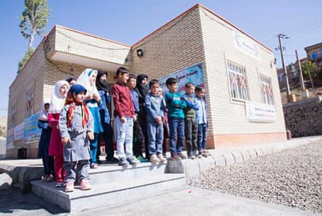 مشارکت ۷۰۰۰ کرمانشاهی در پویش "صحن حرم، مدرسهام"
 مشارکت ۷۰۰۰ کرمانشاهی در پویش "صحن حرم، مدرسهام"