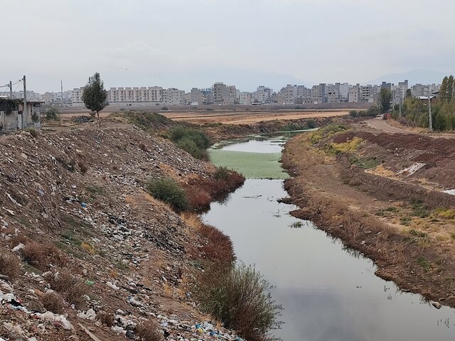 اینجا بچهها با "فاضلاب" و "مار 3 سر" زنگی میکنند!