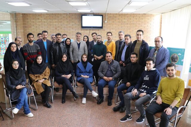 دانشجویان اینجا کارآفرینی یاد میگیرند