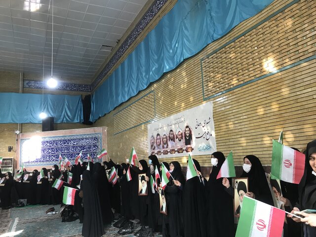 حوزویان کرمانشاه اهانت نشریه فرانسوی را محکوم کردند