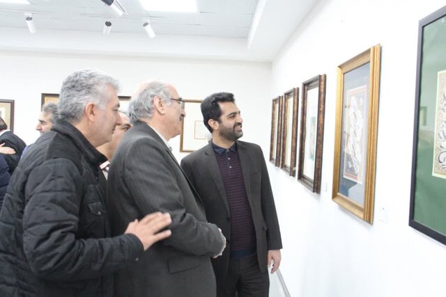 جشنواره هنرهای تجسمی "فجر" در کرمانشاه آغاز بهکار کرد