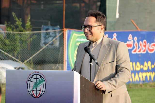 ادارات کرمانشاه فضاهای ورزشی خود را در اختیار مردم قرار دهند