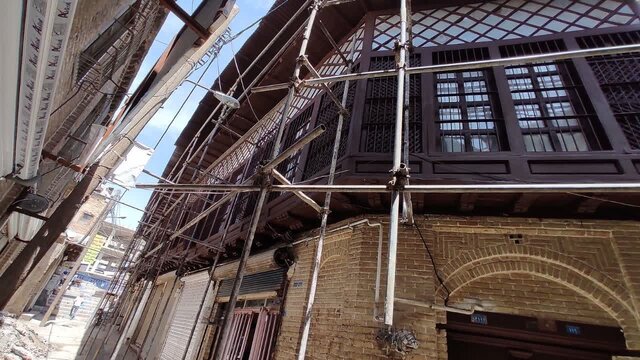 گذر محله "جلوخان" کرمانشاه مرمت شد