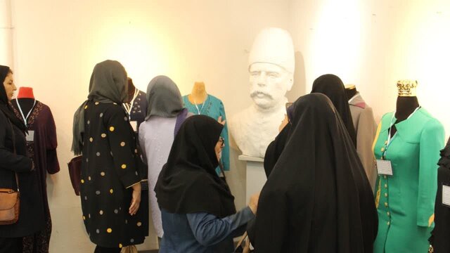 نمایشگاه "مُد و لباس" در کرمانشاه برپا شد