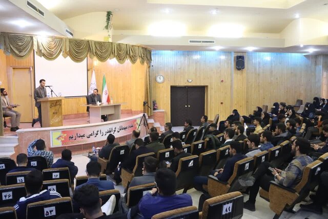 محصور شدن دانشجو در دانشگاه غلط است/ امانتدار رای مردم هستیم