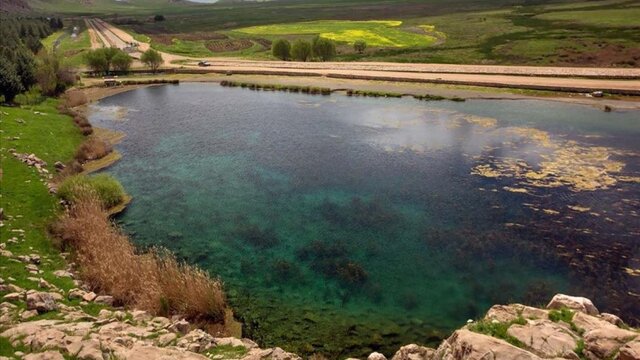 تصویر آرشیوی است انسداد ۱۲۳ حلقه چاهغیرمجاز اطراف تالاب «هشیلان» در یک روز