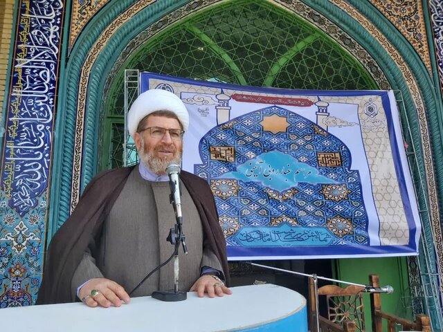 غبارروبی امامزاده ابراهیم(ع) طاقبستان با حضور خدام حرم رضوی