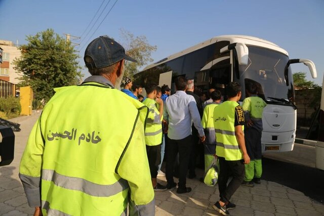 ۳۰۰ نیروی شهرداری کرمانشاه در «مرز خسروی» به زوار اربعین خدماترسانی میکنند ۳۰۰ نیروی شهرداری کرمانشاه در «مرز خسروی» به زوار اربعین خدماترسانی میکنند