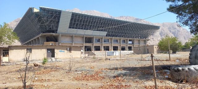 تکمیل استخر قهرمانی و سالن ۶۰۰۰ نفری کرمانشاه سرعت میگیرد؟