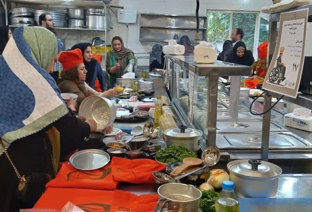 برگزاری جشنواره طعم امید۳ در کرمانشاه برگزاری جشنواره طعم امید۳ در کرمانشاه