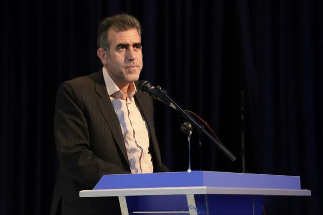 باید دانشآموزان را با حق و حقوق خودشان آشنا کنیم باید دانشآموزان را با حق و حقوق خودشان آشنا کنیم