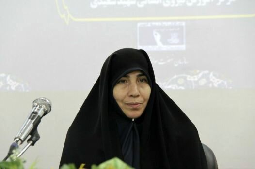 خانوادهها برای تعلیموتربیت بهتر دانشآموزان با اولیای مدرسه همکاری کنند