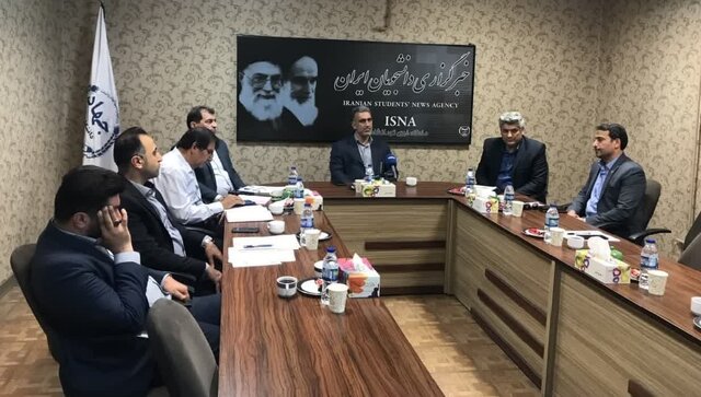 ورزش کردن باید به فرهنگ تبدیل شود/ با هیاتهای ضعیف برخورد میشود