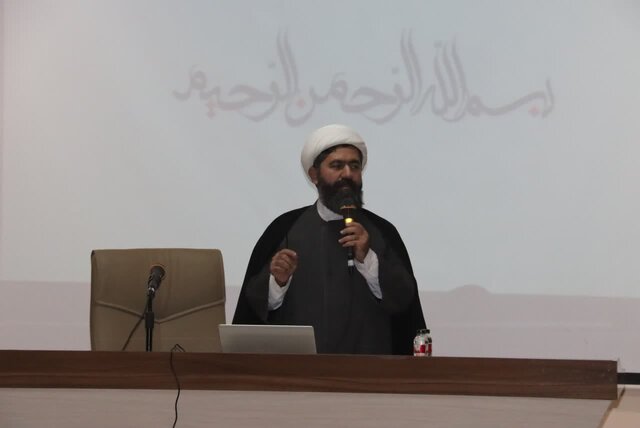 حضرت زهرا(س) بهترین الگوی جهاد تبیین است حضرت زهرا(س) بهترین الگوی جهاد تبیین است