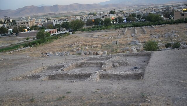 ادامه کاوشها در معبد آناهیتا ۲ میلیارد تومان اعتبار میخواهد ادامه کاوشها در معبد آناهیتا ۲ میلیارد تومان اعتبار میخواهد