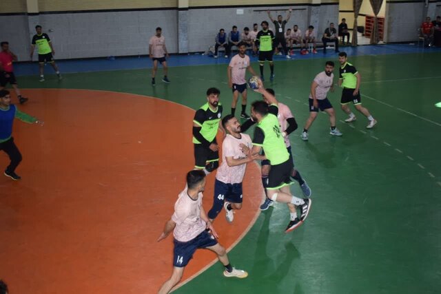 هندبال کرمانشاه قدرت دارد، پول ندارد! هندبال کرمانشاه قدرت دارد، پول ندارد!