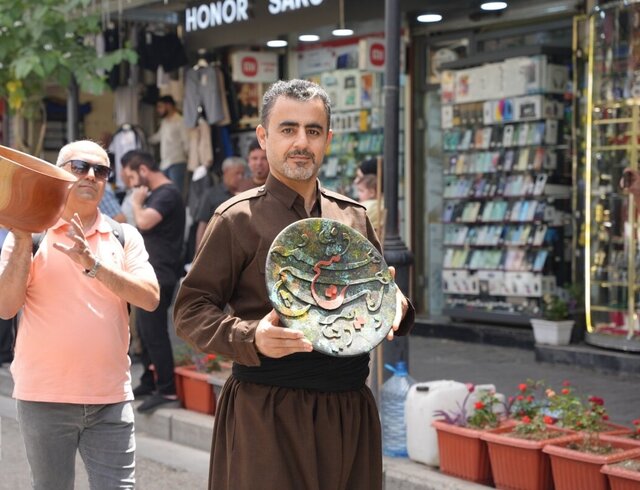 صنایع دستی کشورمان باید از انزوا خارج شود
