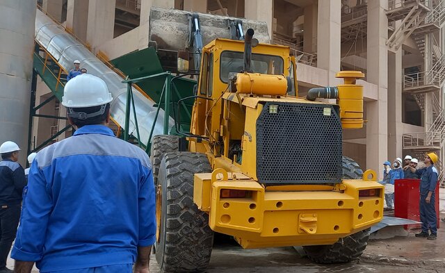 آغاز به کار آزمایشی خط تبدیل زباله به سوخت جایگزین در کرمانشاه آغاز به کار آزمایشی خط تبدیل زباله به سوخت جایگزین در کرمانشاه