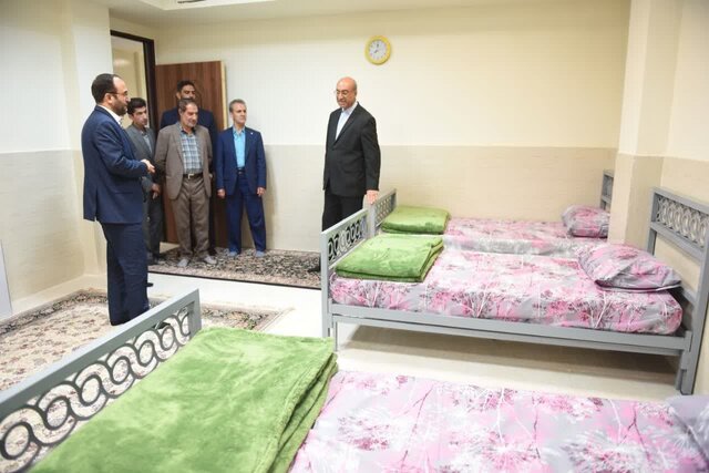کودکان بی‌سرپرست نباید در خانواده بزرگ جمهوری اسلامی احساس غریبی کنند