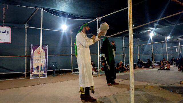 اجرای آیین تعزیهخوانی در کنگاور برای زائرین اربعین حسینی