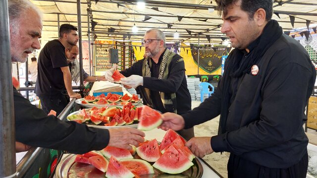 موکبها در مسیر بازگشت زوار آماده خدماترسانی هستند