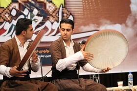 مولودی خوانی میلاد پیامبر اکرم(ص) و حال و هوای عرفانی در اورامانات کرمانشاه