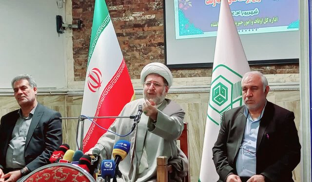 توزیع ۳۰۰۰ بسته آموزشی بین دانش آموزان نیازمند کرمانشاه