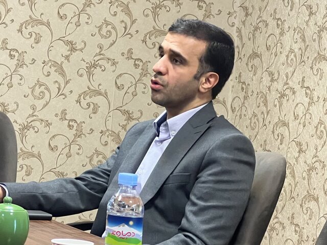 کرمانشاه مرکز انبار داروهای استراتژیک غرب کشور میشود/ پیگیری شبانهروزی شدن داروخانه هلال احمر هستیم