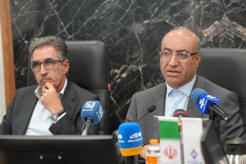 رئیس کمیسیون صنایع و معادن مجلس: صنایع پتروشیمی نیازمند حمایت ویژه دولت و مجلساند