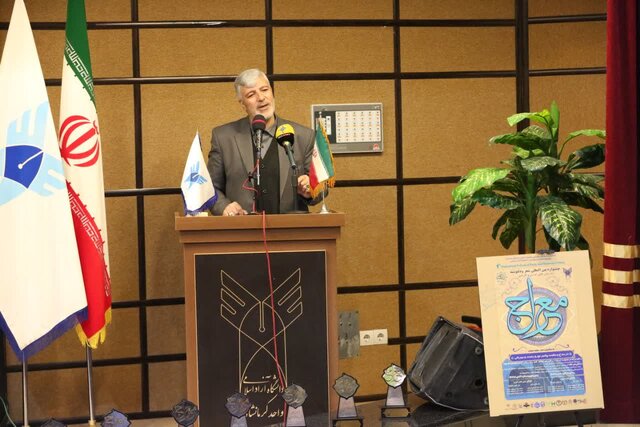 برگزاری اختتامیه جشنواره بین‌المللی شعر و دل نوشته معراج در کرمانشاه 