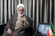 امام جمعه کرمانشاه: تخریب مسئولان برخلاف مصالح نظام است
