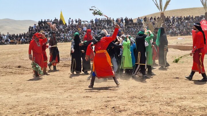 برگزاری آیین تاریخی «تعزیه خوانی» در روستای فش کنگاور
