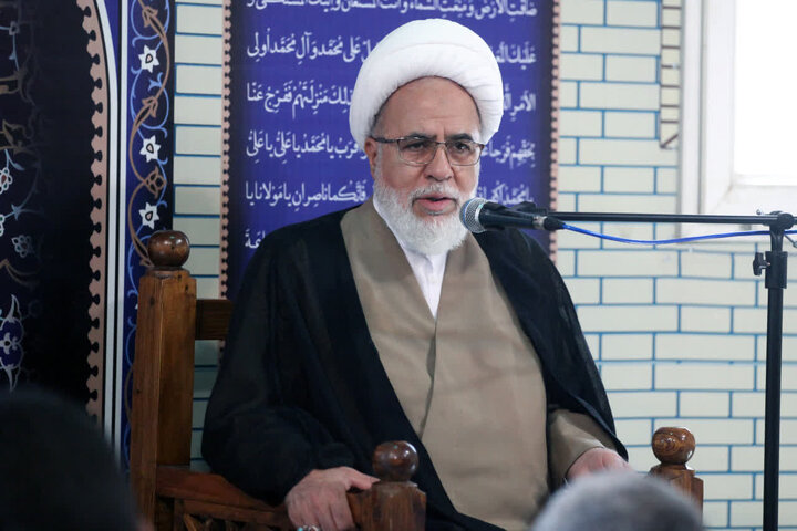  امام جمعه کرمانشاه: حمایت از مدارس علمیه خواهران ضروری است