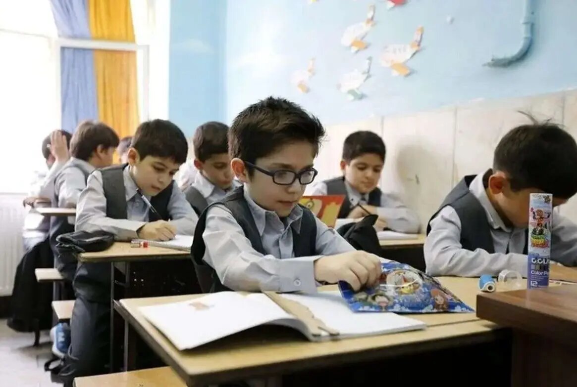 بیشتر کلاس‌های درس کرمانشاه کمتر از ۳۵ دانش‌آموز دارند