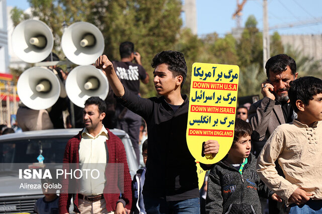 راهپیمایی «مقاومت علیه آمریکا» در بندرعباس