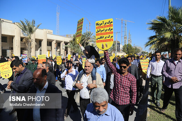 راهپیمایی «مقاومت علیه آمریکا» در بندرعباس