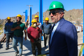 بازدید وزیر نیرو از پروژه سد سرنی میناب