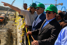 بازدید وزیر نیرو از پروژه سد سرنی میناب
