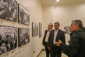 رونمایی از کتاب عکس میشل ستبون عکاس فرانسوی دوران انقلاب در کیش
