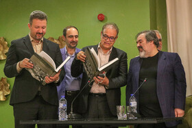 رونمایی از کتاب عکس میشل ستبون عکاس فرانسوی دوران انقلاب در کیش