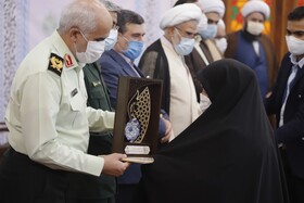 بزرگداشت اقامه اولین نماز جمعه پس از انقلاب اسلامی در بندرعباس