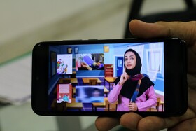 "شاد" یکی از برنامه های مورد تایید وزارت آموزش و پرورش که در اختیار دانش آموزان برای تحصیل مجازی است
