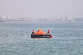 مانور جستجو و نجات دریایی در بندرعباس